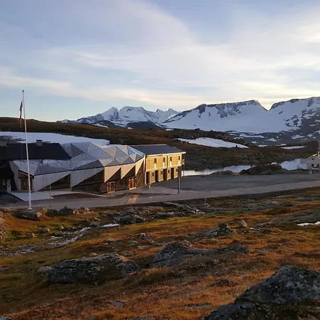 Sognefjellshytta * Lom