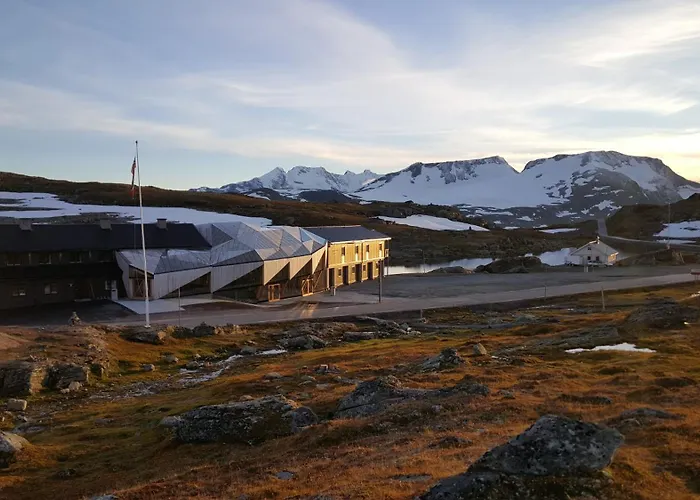 Sognefjellshytta * Lom
